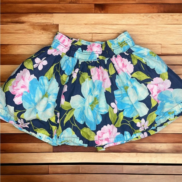 Hollister Dresses & Skirts - Hollister Floral Skirt XS
